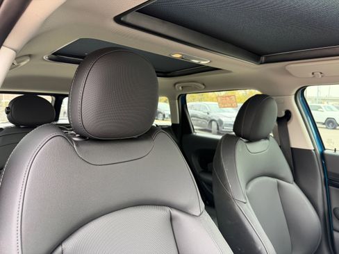 Used 2024 MINI Cooper Clubman S image 11