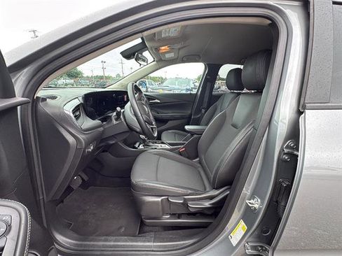 Used 2025 Buick Encore GX Preferred FWD image 13