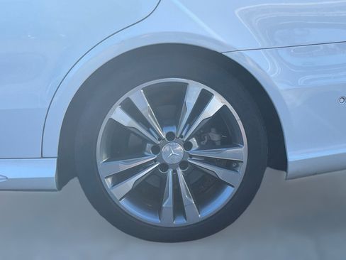 Used 2014 Mercedes-Benz E 350 Sedan image 6