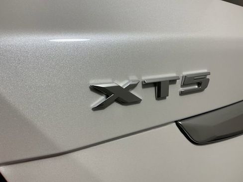 Used 2025 Cadillac XT5 Sportv w/ Technology Package AWD/4WD image 32