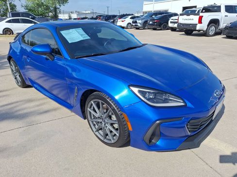 Used 2024 Subaru BRZ Limited RWD image 8
