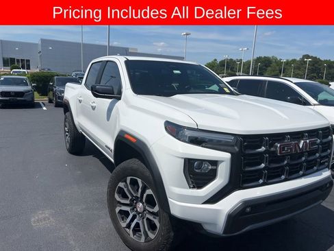 Used 2024 GMC Canyon AT4 w/ Technology Package AWD/4WD image 3