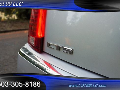 Used 2010 Cadillac CTS Sedan RWD image 24