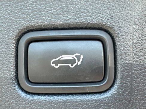 Used 2020 Hyundai Tucson Limited w/ Cargo Package FWD image 21