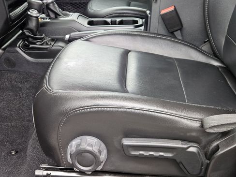 Used 2021 Jeep Gladiator Sport image 31