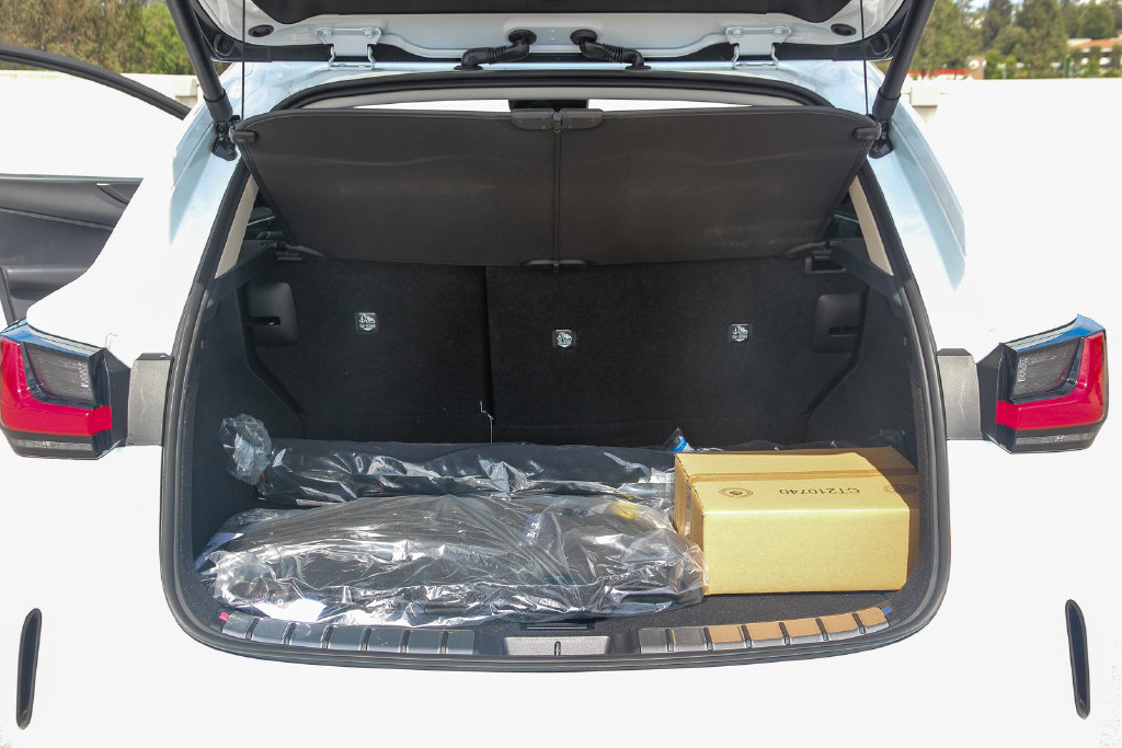 Certified 2026 Lexus NX 450h+ AWD w/ Accessory Package (Z1) image 26