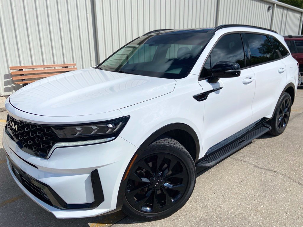 Used 2023 Kia Sorento SX AWD/4WD image 1