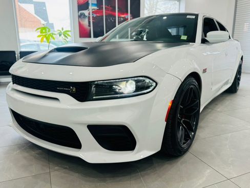 Used 2022 Dodge Charger Scat Pack image 4