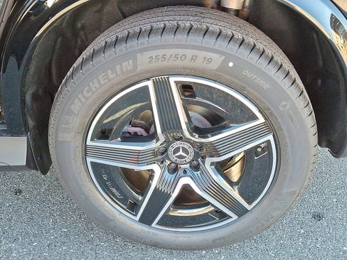 New 2026 Mercedes-Benz GLC 300 image 5