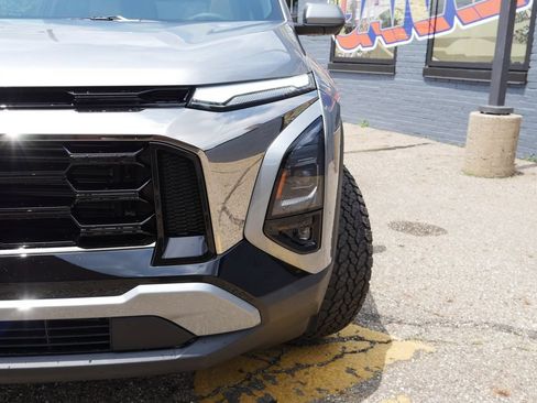 New 2027 Chevrolet Equinox ACTIV w/ Safety and Technology Package AWD/4WD image 3