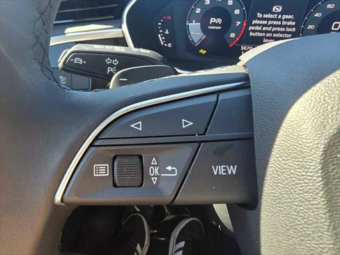 Certified 2025 Audi Q3 2.0T Premium Plus w/ Premium Plus Package image 33