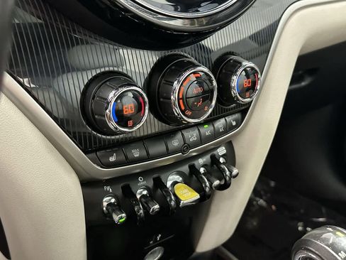 Used 2022 MINI Cooper Countryman SE w/ Convenience Package image 23