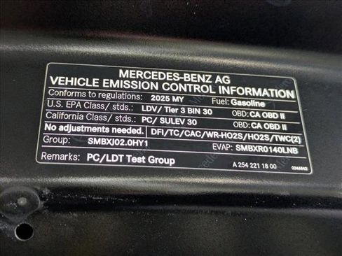 Certified 2025 Mercedes-Benz GLC 300 image 28