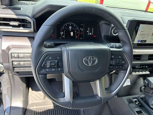 New 2026 Toyota 4Runner SR5 RWD image 18