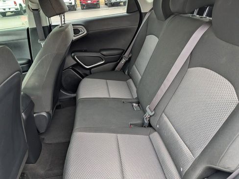 Used 2020 Kia Soul LX image 15