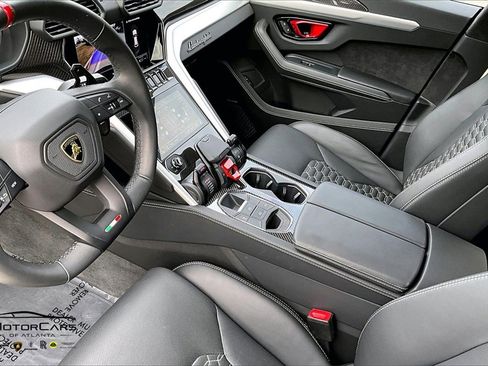 Used 2024 Lamborghini Urus S image 15