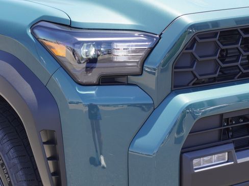 New 2026 Toyota 4Runner TRD Off-Road Premium AWD/4WD image 3