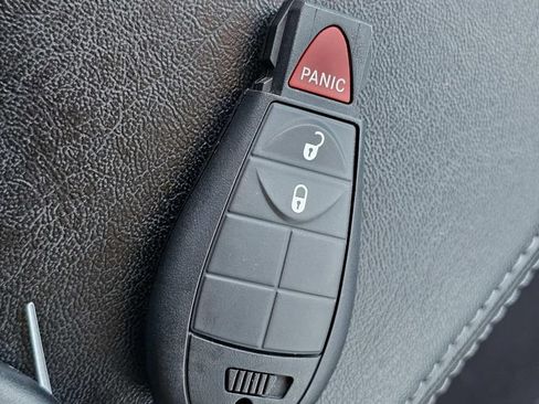Used 2021 Jeep Cherokee Latitude FWD image 34