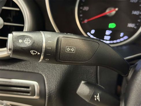 Used 2020 Mercedes-Benz C 300 C 300 image 23