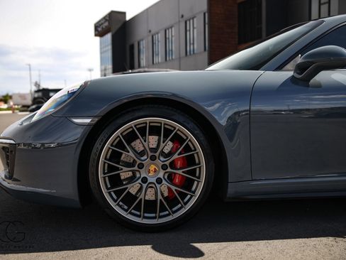 Used 2017 Porsche 911 Carrera 4S AWD/4WD image 9