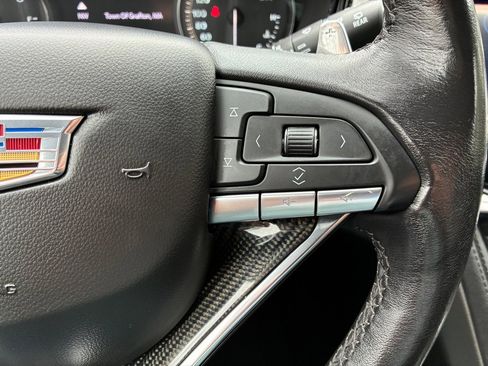 Used 2023 Cadillac XT6 Sport w/ Technology Package image 43