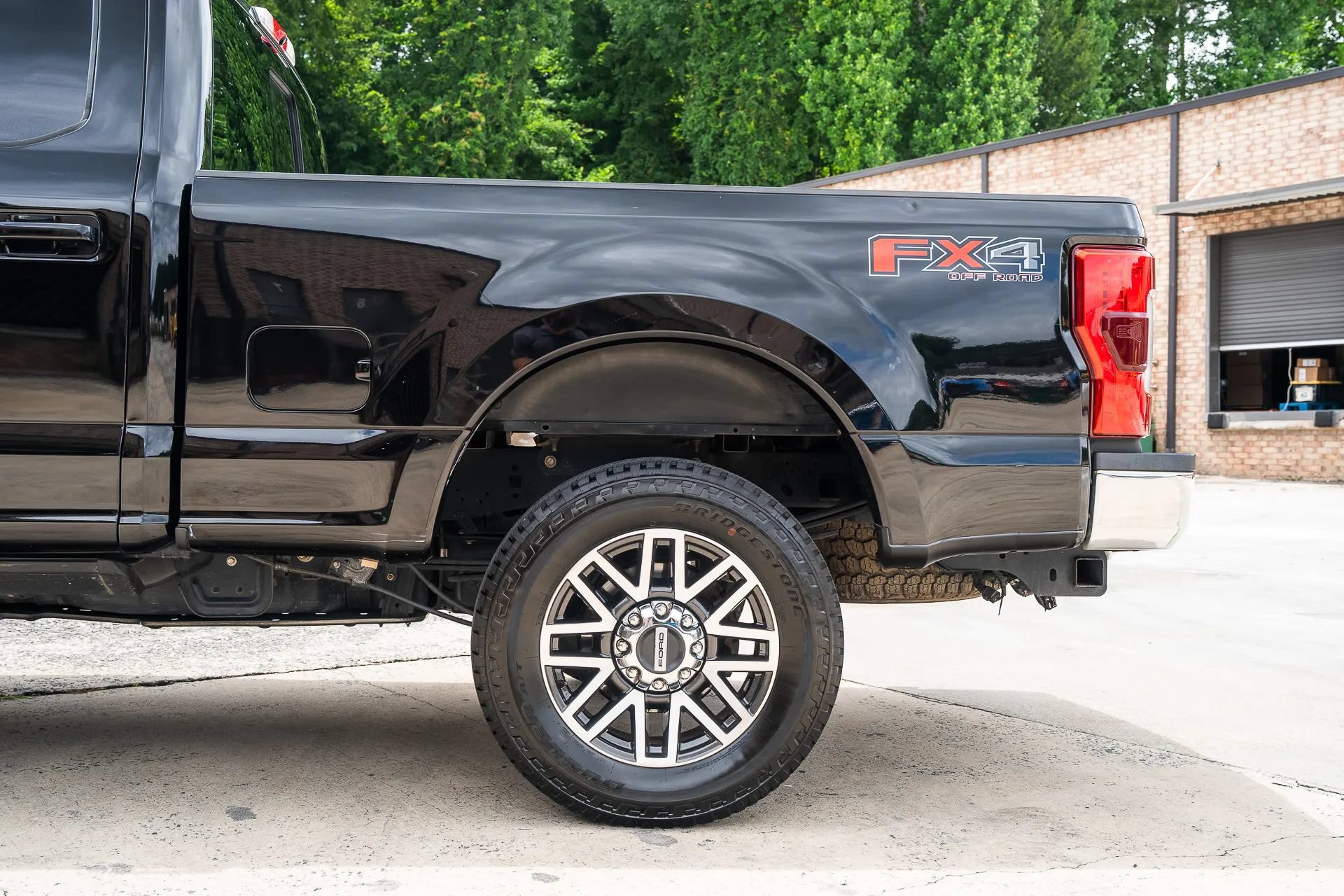 Used 2019 Ford F250 4x4 Crew Cab Super Duty image 5