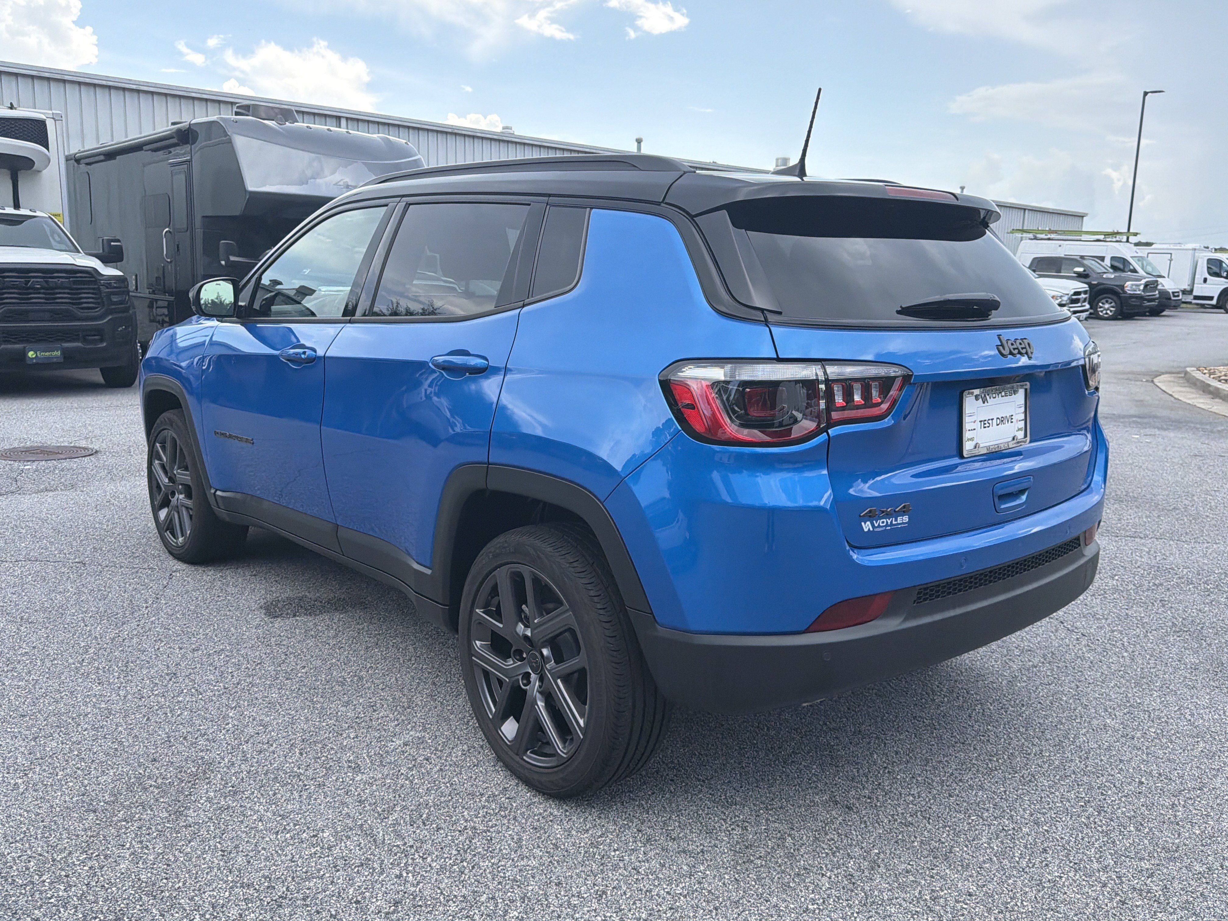 Used 2026 Jeep Compass Limited AWD/4WD image 6