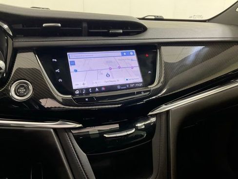 Used 2023 Cadillac XT6 Sport w/ Technology Package AWD/4WD image 14