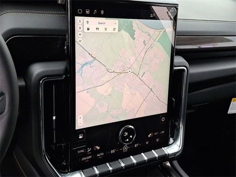 New 2026 GMC Yukon XL Elevation image 12