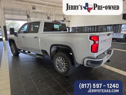 Used 2022 Chevrolet Silverado 2500 High Country w/ Safety Package II AWD/4WD image 6