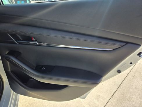 New 2026 MAZDA MAZDA3 2.5 S Hatchback w/ Premium Pkg image 9