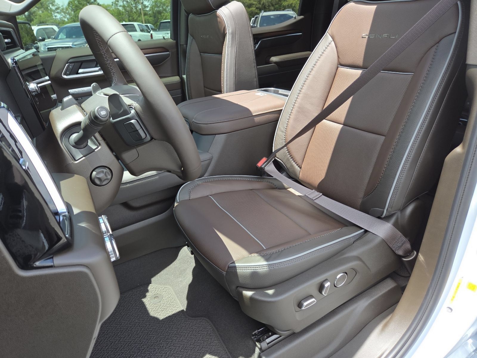 New 2026 GMC Sierra 1500 Denali AWD/4WD image 29