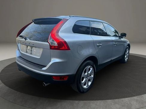 Used 2013 Volvo XC60 3.2 image 4