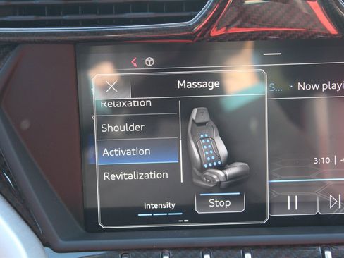 Used 2019 Lamborghini Urus image 14