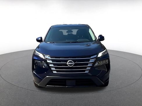 Used 2025 Nissan Rogue SV FWD image 4