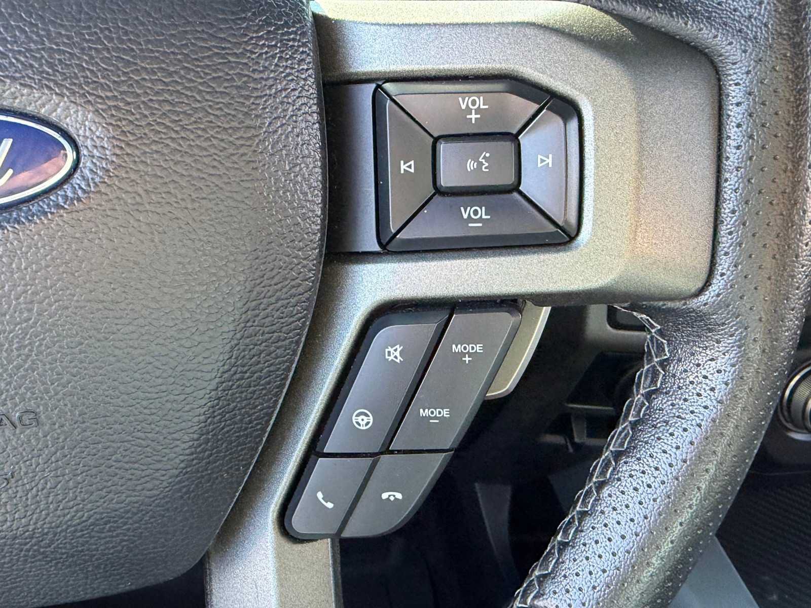 Used 2020 Ford F150 Raptor w/ Equipment Group 802A Luxury AWD/4WD image 18