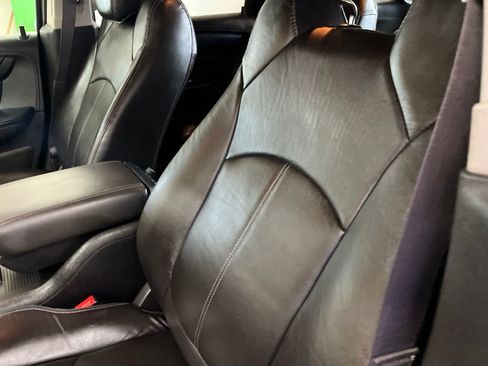 Used 2015 GMC Acadia SLT FWD image 21