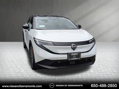 New 2026 Nissan Leaf SV+ w/ Floor Mat Package (SV+) FWD image 1