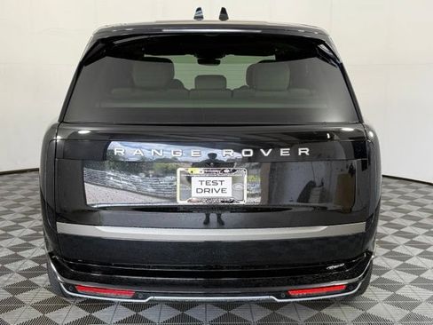 Used 2025 Land Rover Range Rover SE AWD/4WD image 7