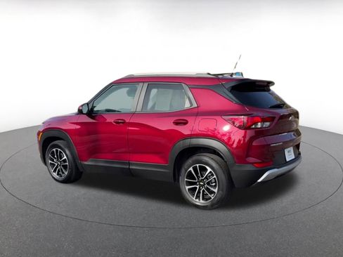 Used 2025 Chevrolet TrailBlazer LT image 10