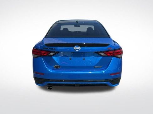 Used 2025 Nissan Sentra SR w/ Midnight Edition FWD image 13
