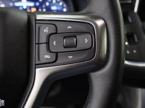 Used 2024 Chevrolet Suburban LT image 16