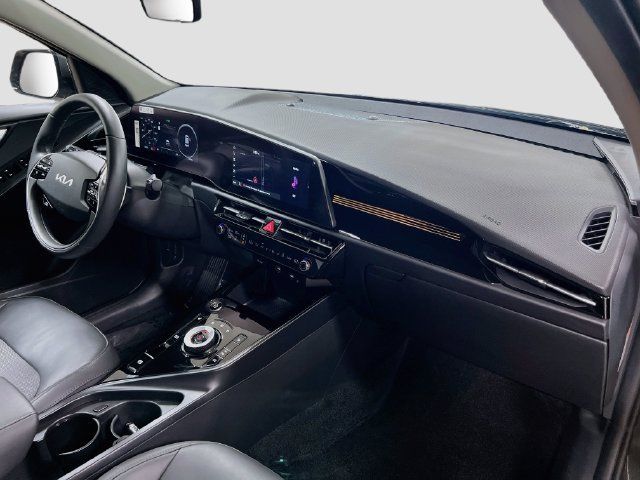 Certified 2025 Kia Niro Wind FWD image 29