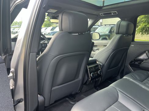Used 2025 Land Rover Range Rover Sport Dynamic SE AWD/4WD image 32