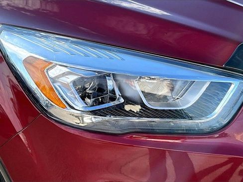 Used 2017 Ford Escape SE image 30