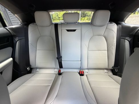 New 2025 Porsche Macan 4S Electric AWD/4WD image 24