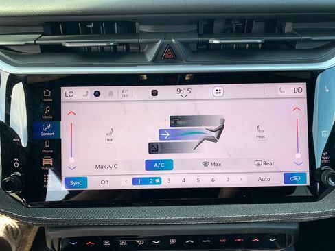 New 2026 Jeep Cherokee Laredo AWD/4WD image 18