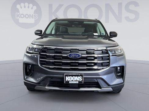 Used 2025 Ford Explorer Active w/ Active Comfort Package AWD/4WD image 11