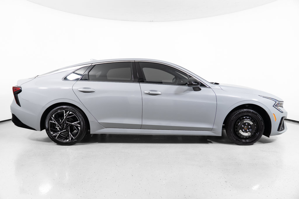 Used 2025 Kia K5 GT-Line AWD/4WD image 3