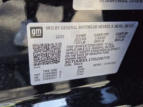 Used 2026 GMC Sierra 1500 AT4 w/ AT4 Premium Package AWD/4WD image 7